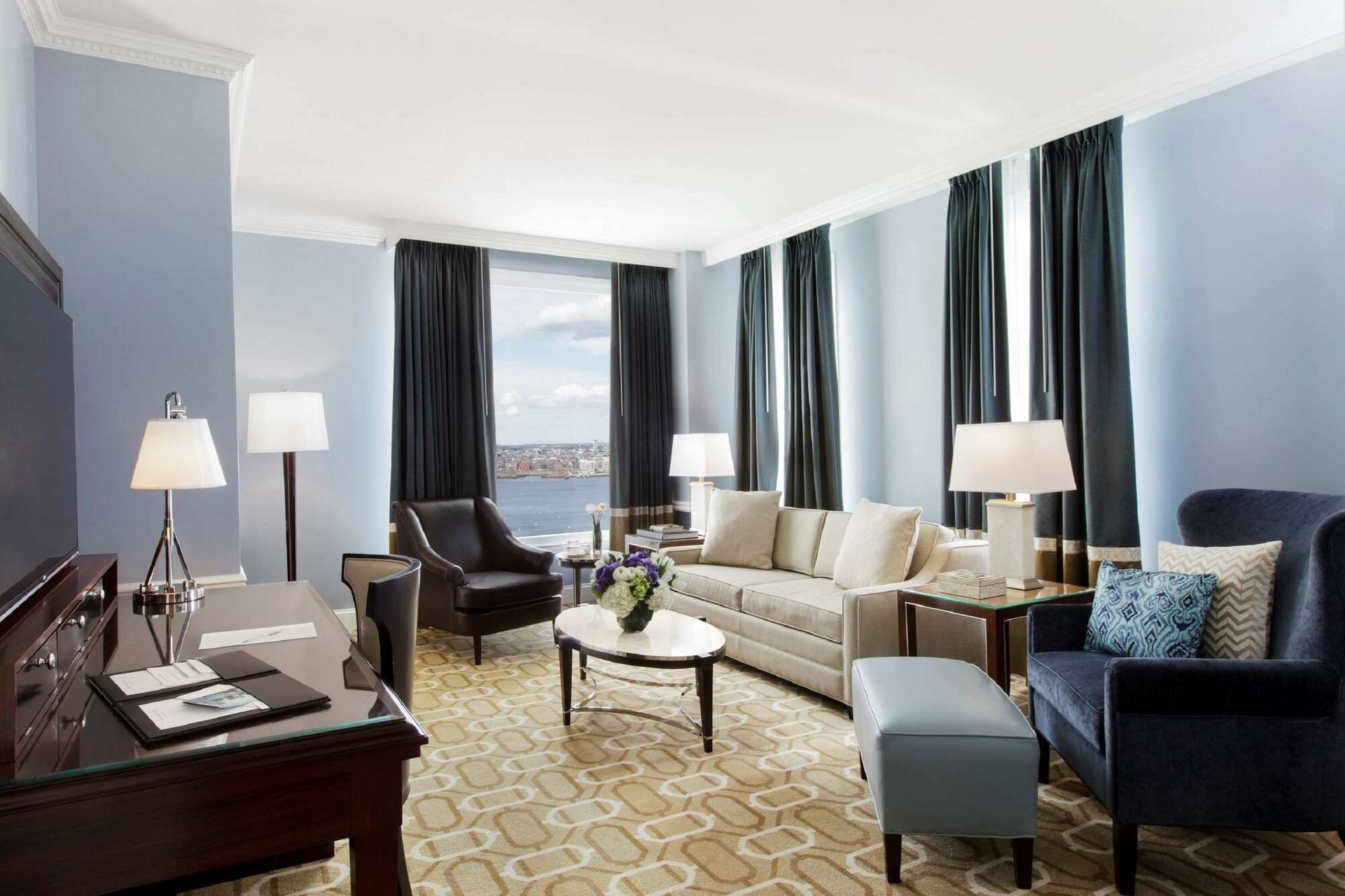 Boston Harbor Hotel Rum bild